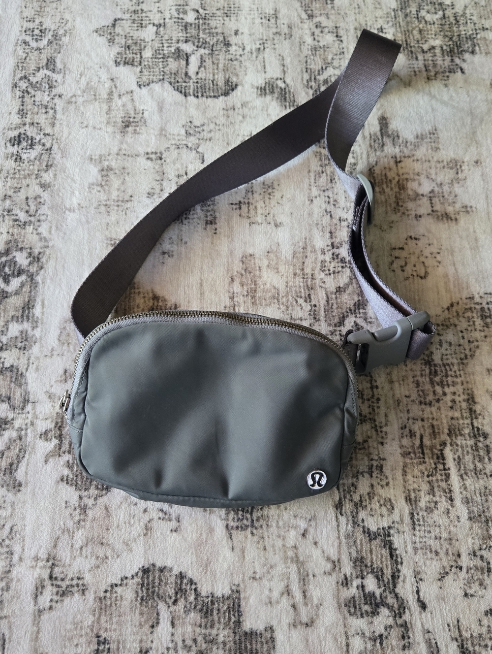 Lululemon Everywhere Belt Bag Grey Fanny Pack Purse